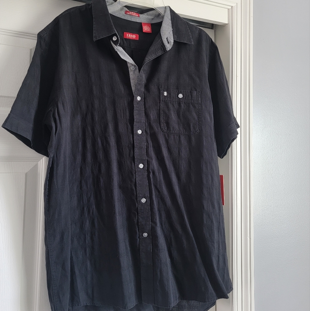 Izod Men's Slim Fit Button Down Shirt